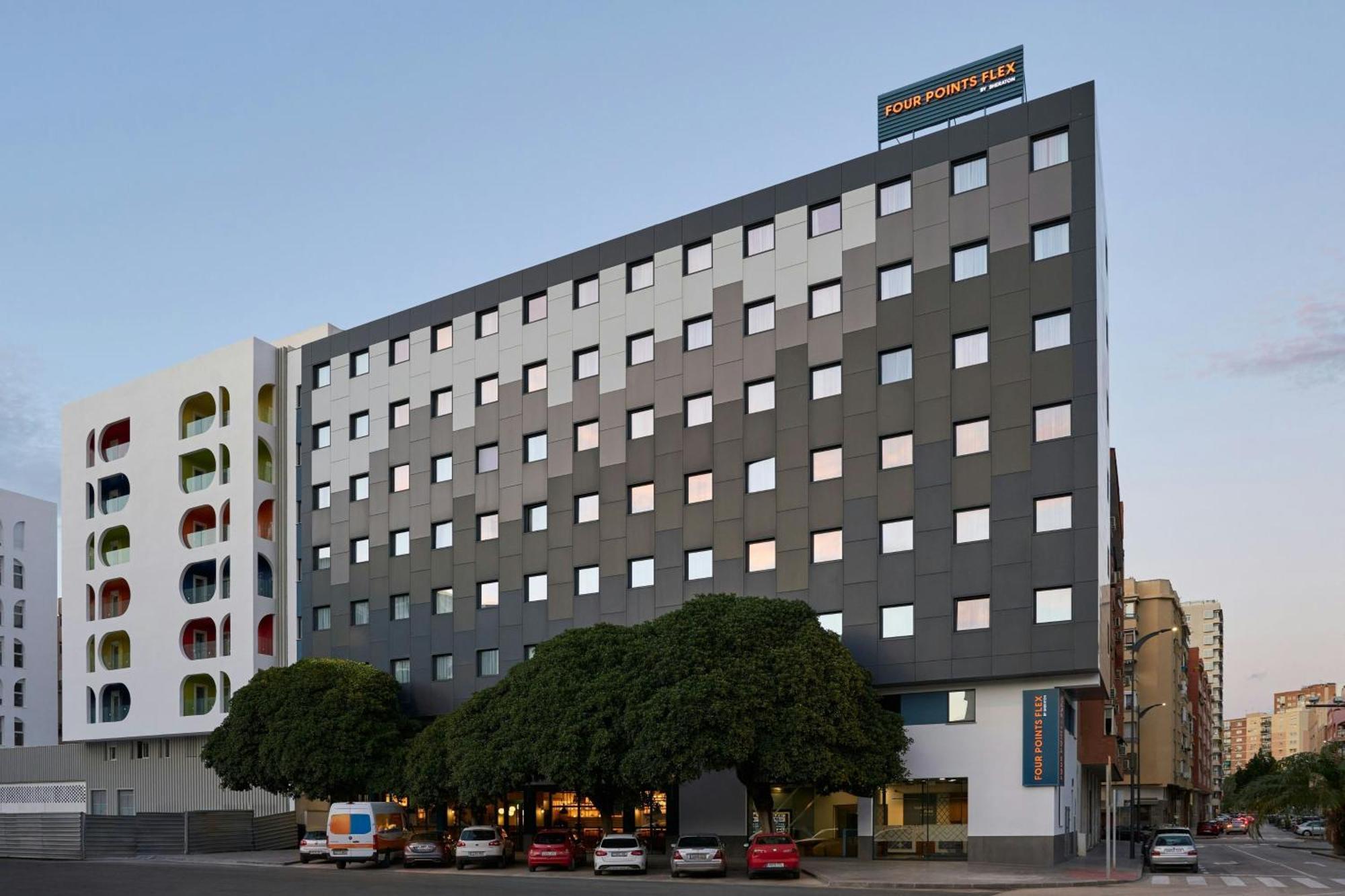 Four Points Flex By Sheraton Malaga Centre — Photos 1